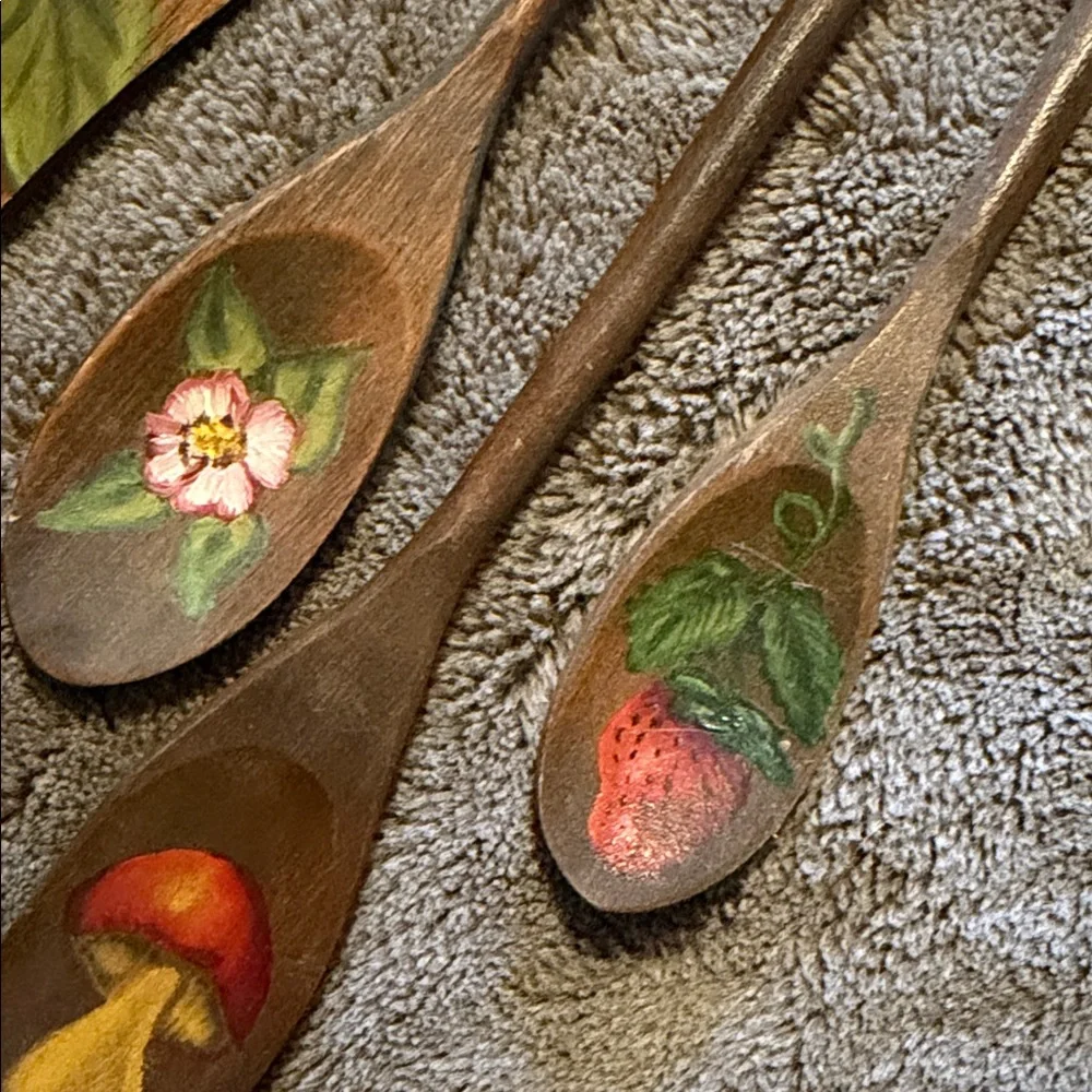 Vintage 70s Hand Painted Wooden Utensils Set (4)